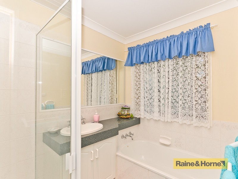 6 Dufay Court, Burpengary QLD 4505