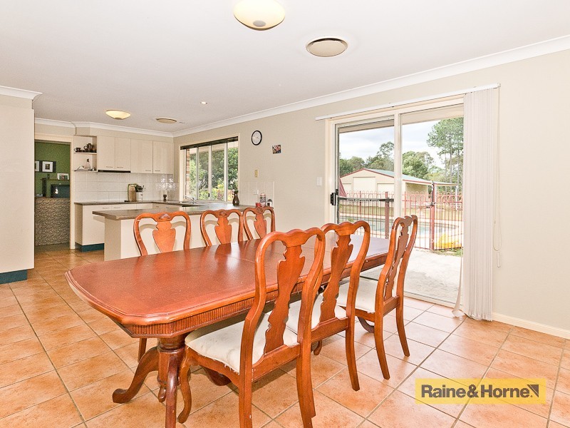 33 Linden Court, Morayfield QLD 4506