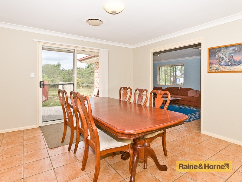 33 Linden Court, Morayfield QLD 4506