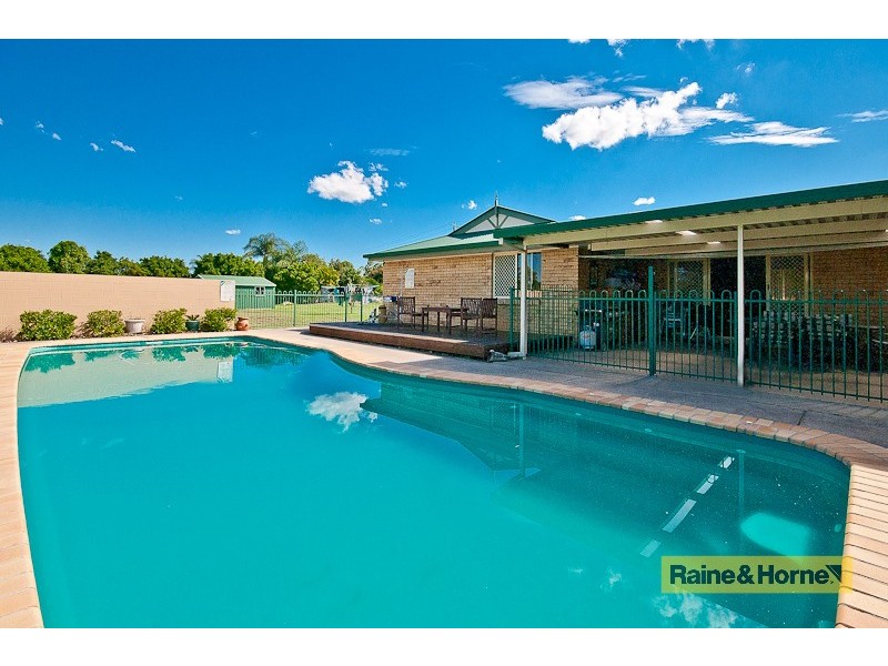 2 Roseberry Place, Burpengary QLD 4505