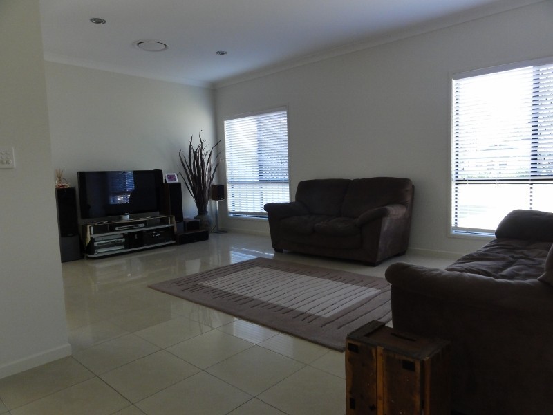 9 Bushcherry Court, Burpengary QLD 4505