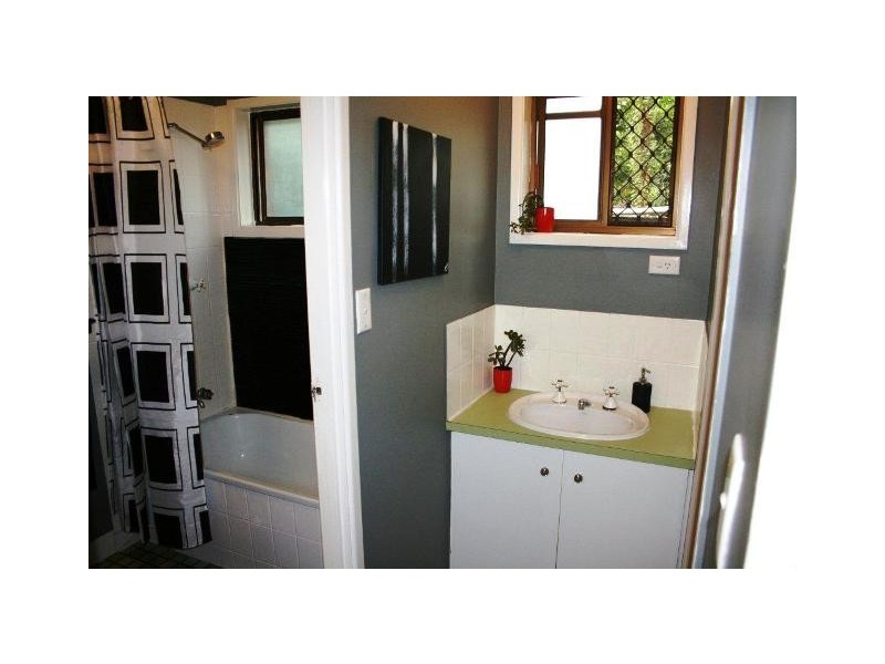 61 Melba Street, Moorina QLD 4506