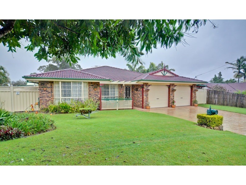 8 Brolga Avenue, Kallangur QLD 4503