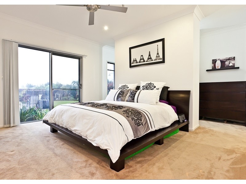 7 Tangerine Court, Narangba QLD 4504