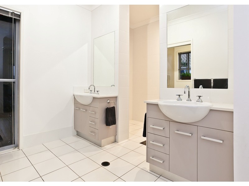 7 Tangerine Court, Narangba QLD 4504