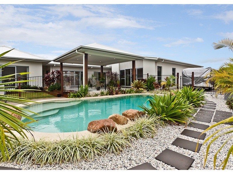 7 Tangerine Court, Narangba QLD 4504