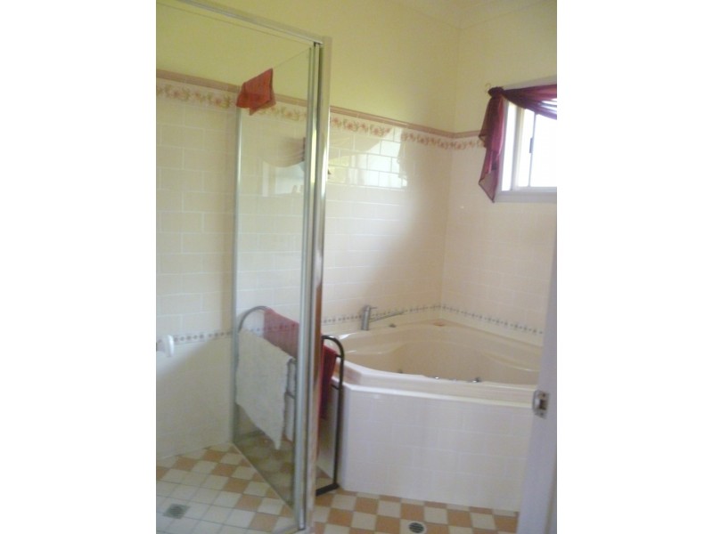 33 Rosehill Drive, Burpengary QLD 4505