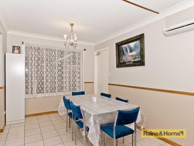 12 Trafalgar Dr, Kippa-ring QLD 4021