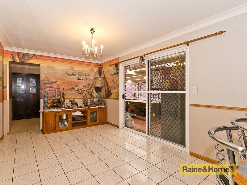 12 Trafalgar Dr, Kippa-ring QLD 4021