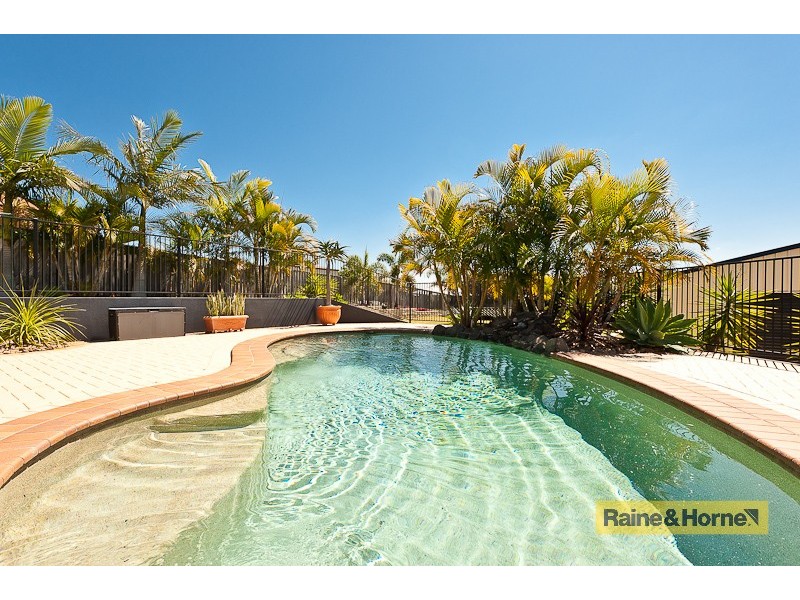 4 Barrine Pl, Narangba QLD 4504