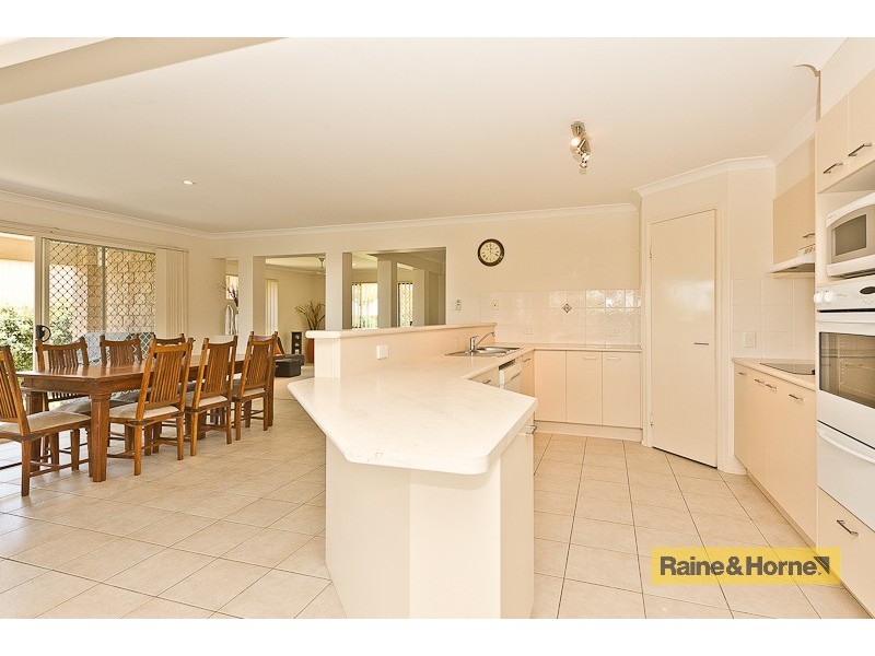 4 Barrine Pl, Narangba QLD 4504