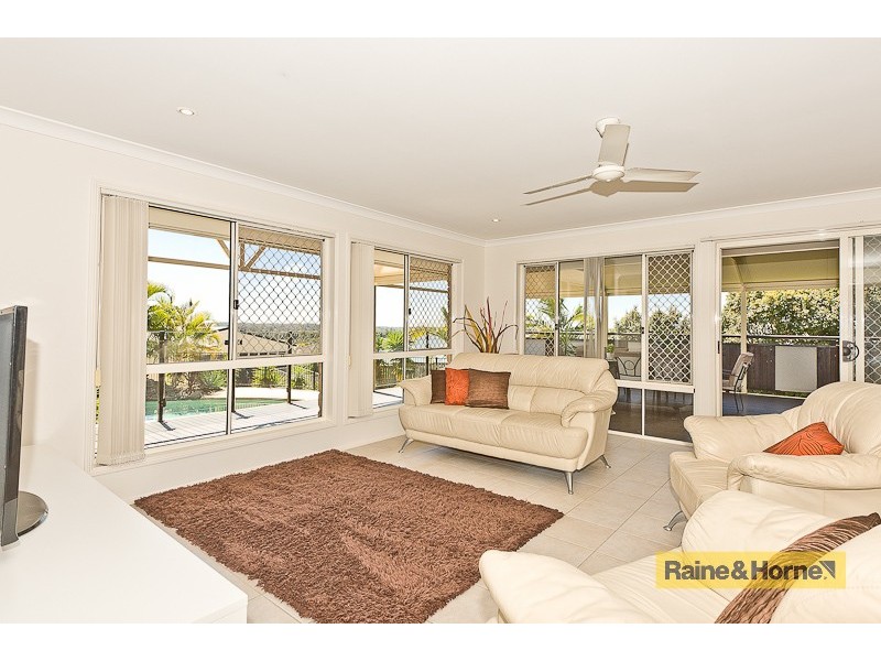 4 Barrine Pl, Narangba QLD 4504