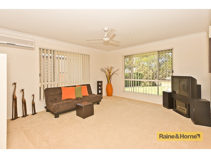 4 Barrine Pl, Narangba QLD 4504