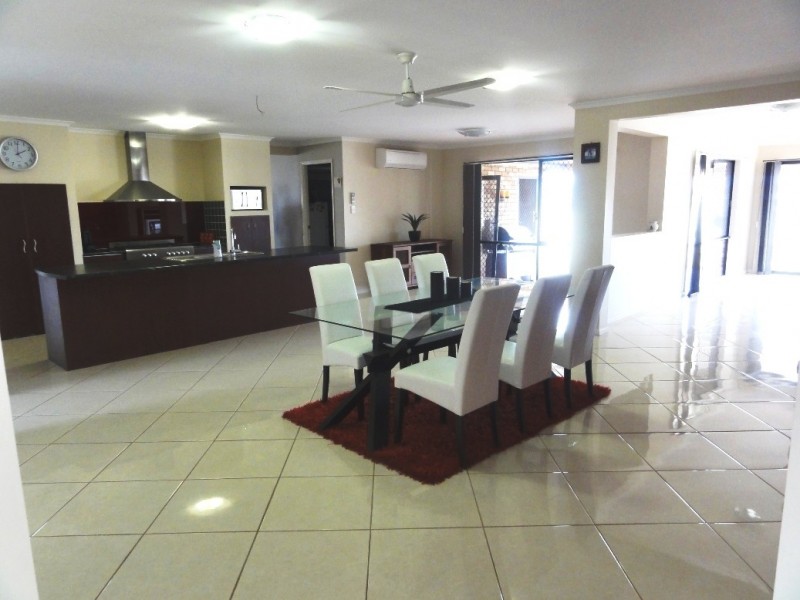 8 Hilton Ct, Burpengary QLD 4505
