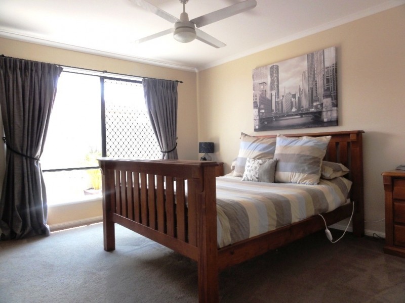 8 Hilton Ct, Burpengary QLD 4505