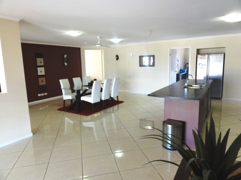 8 Hilton Ct, Burpengary QLD 4505