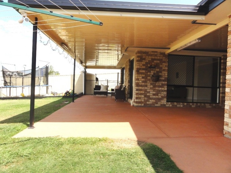 8 Hilton Ct, Burpengary QLD 4505