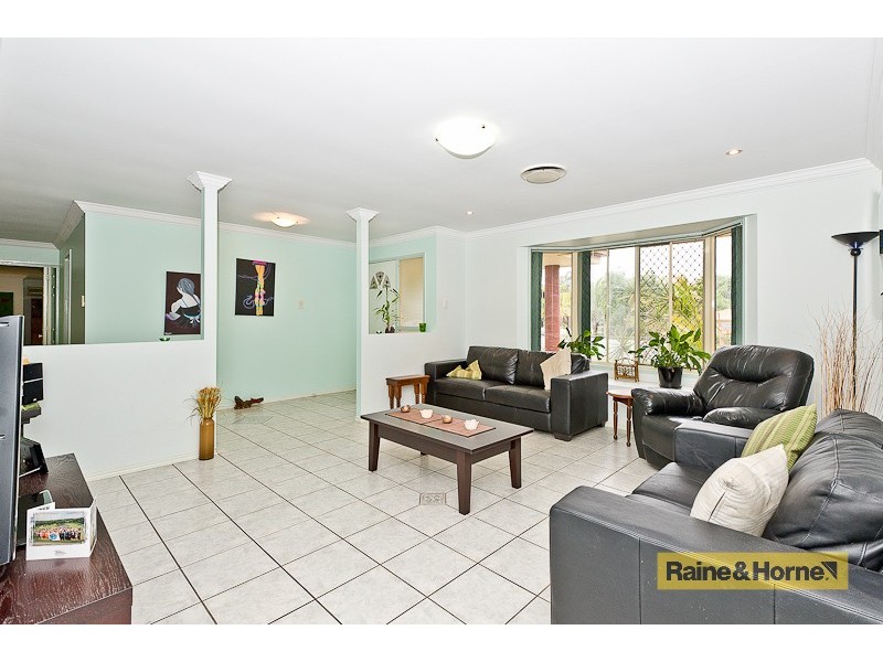 5 Dover Crt, Burpengary QLD 4505