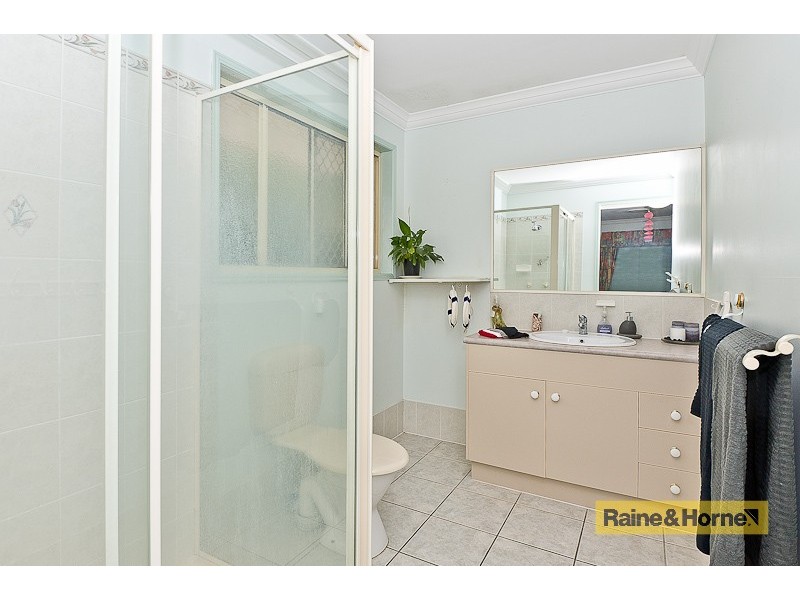 5 Dover Crt, Burpengary QLD 4505