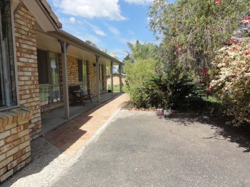 27 Bramston Court, Burpengary QLD 4505