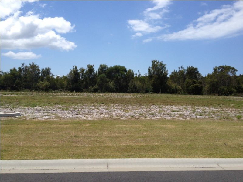 7 Grice Cr, Ningi QLD 4511