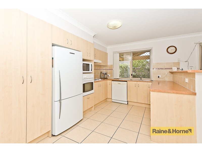 15 Cootamundra Cres, Narangba QLD 4504