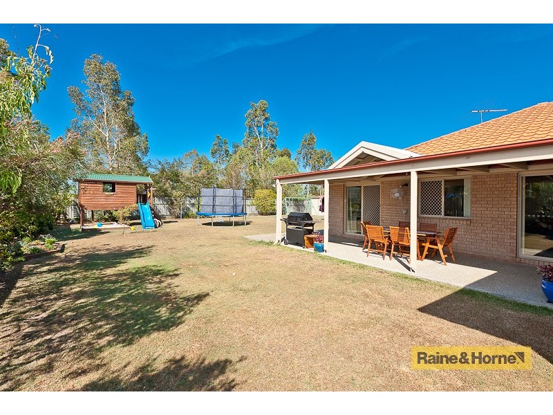 15 Cootamundra Cres, Narangba QLD 4504