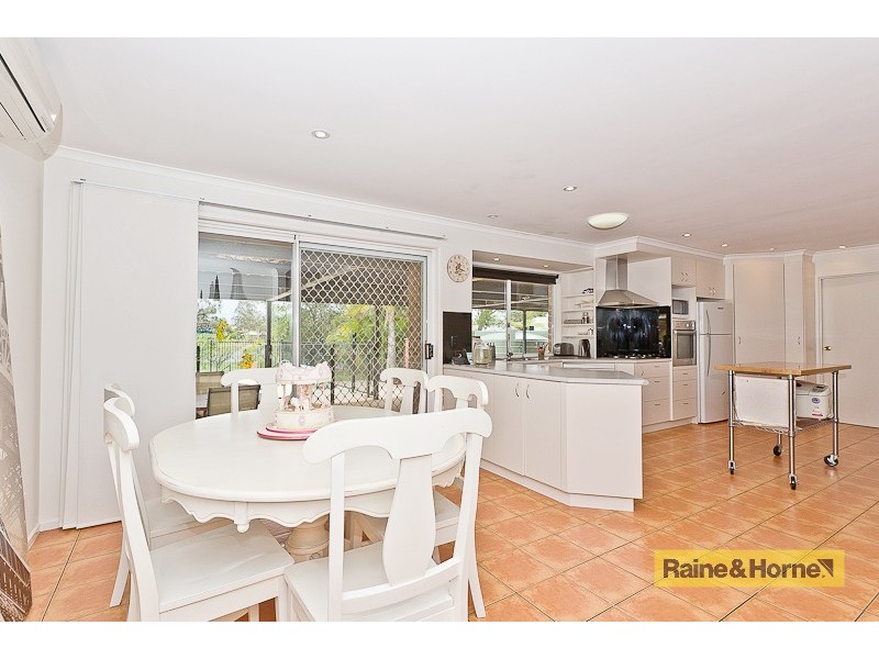 32 Harry Mac Ct, Narangba QLD 4504