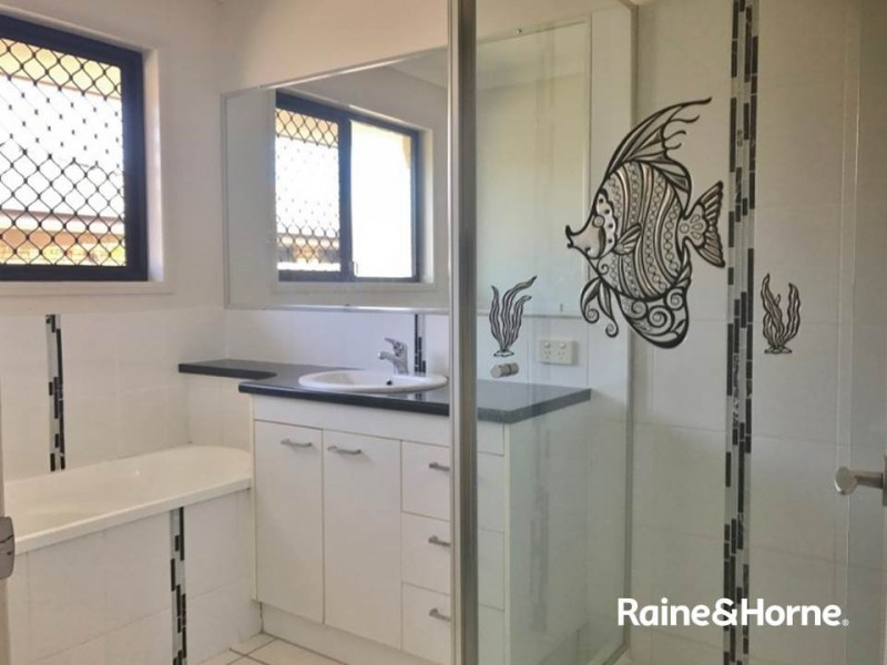 73 Ridgegarden Drive, Morayfield QLD 4506