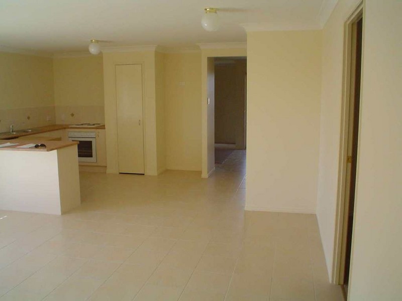 8 Figwood, Narangba QLD 4504