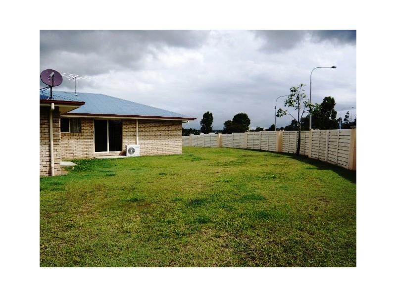 8 Figwood, Narangba QLD 4504