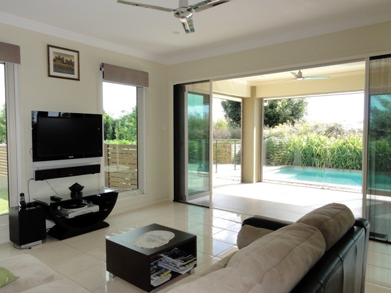52 Tamarillo Circuit, Narangba QLD 4504
