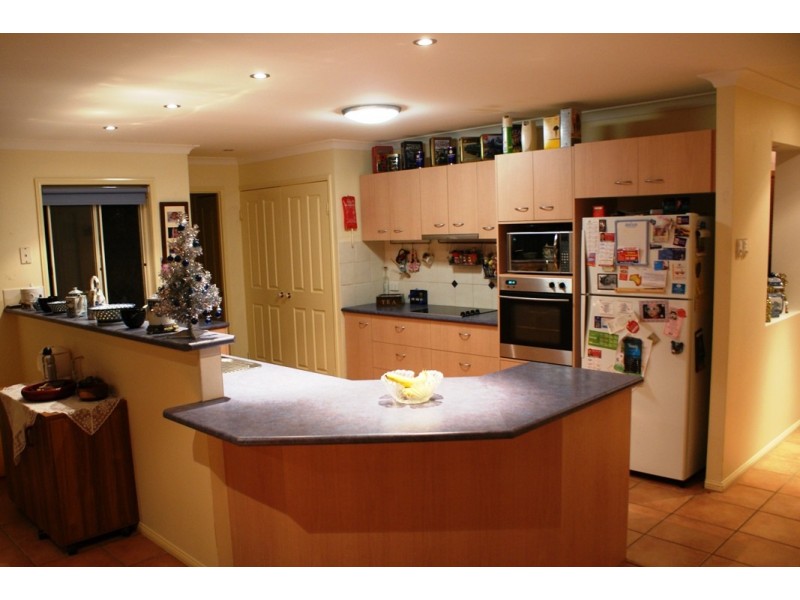 39 Tamarillo Cct, Narangba QLD 4504