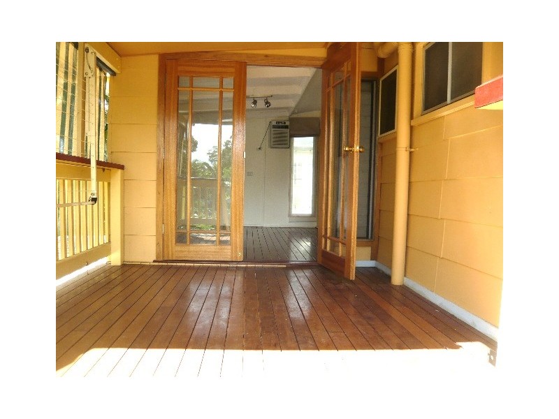 56 Station Road, Wamuran QLD 4512