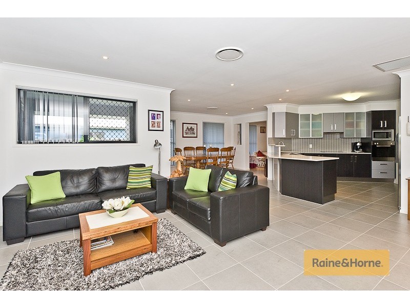66 Maidenhair Dr, Narangba QLD 4504