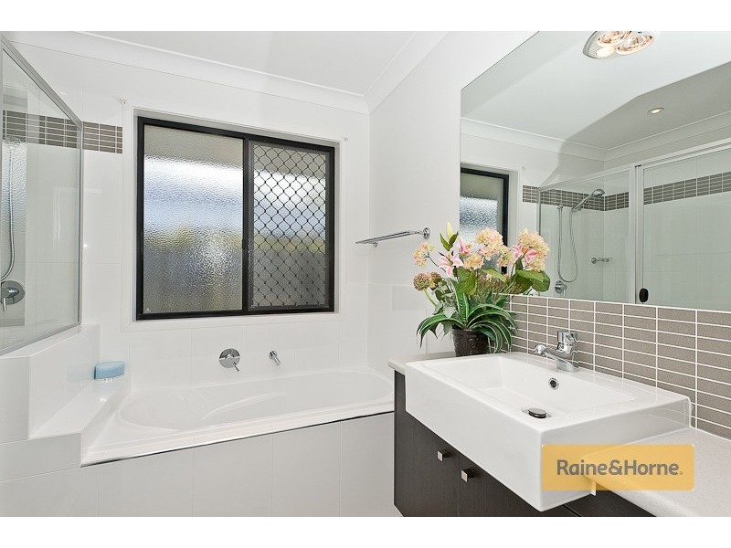 66 Maidenhair Dr, Narangba QLD 4504