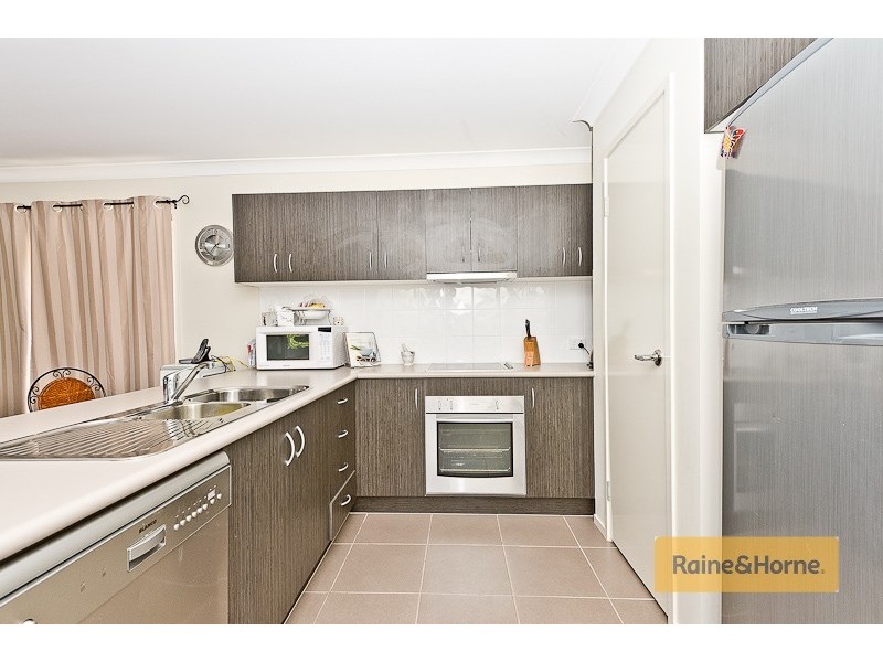 15 Severn Cr, North Lakes QLD 4509