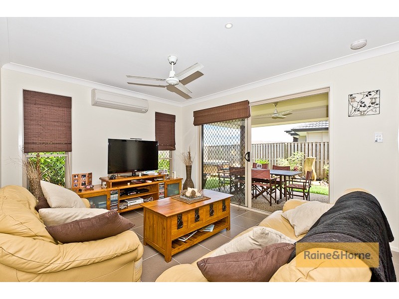 15 Severn Cr, North Lakes QLD 4509