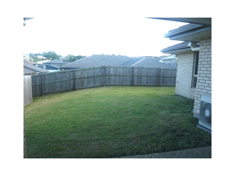 70 Lennon Blvd, Narangba QLD 4504