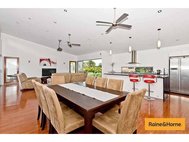 6 Glady Avenue, Caboolture QLD 4510