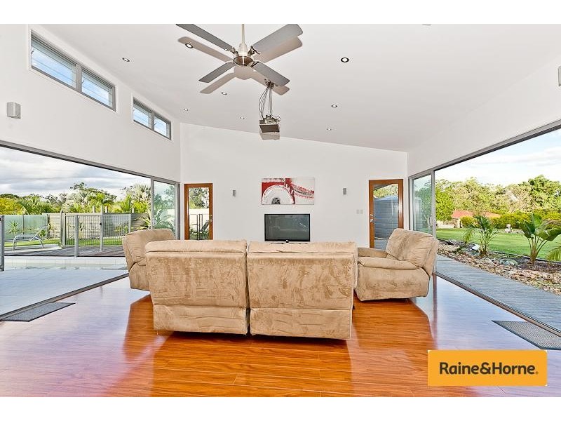 6 Glady Avenue, Caboolture QLD 4510