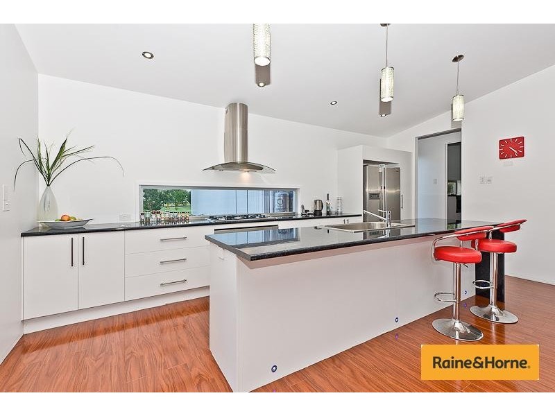 6 Glady Avenue, Caboolture QLD 4510