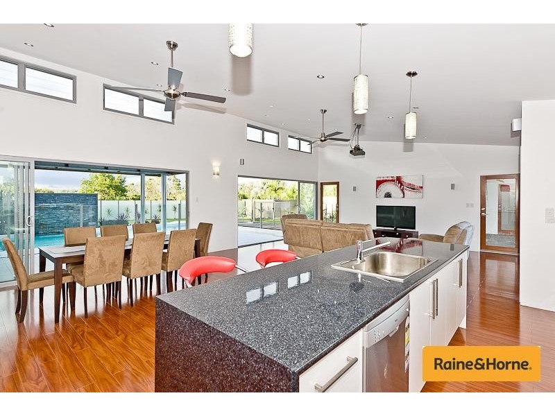 6 Glady Avenue, Caboolture QLD 4510