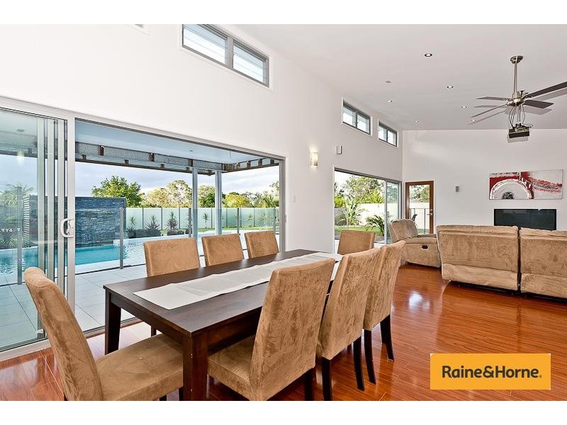 6 Glady Avenue, Caboolture QLD 4510