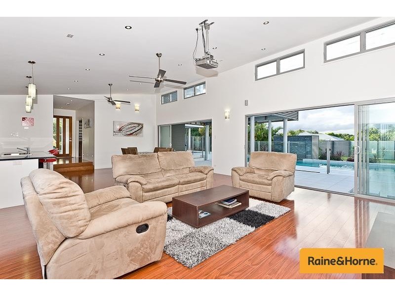 6 Glady Avenue, Caboolture QLD 4510