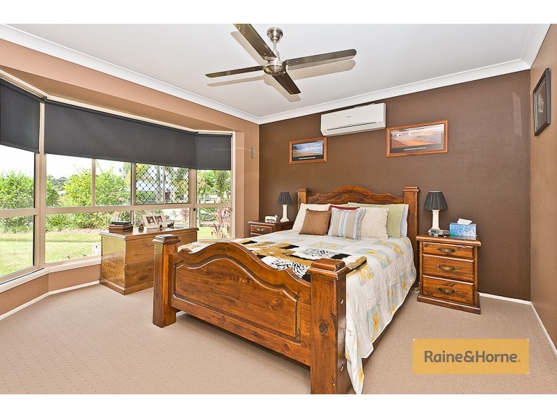 4 Chatswood Ct, Wamuran QLD 4512