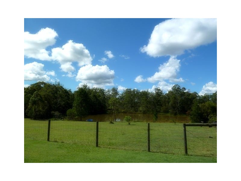 30 Calais Crt, D’aguilar QLD 4514