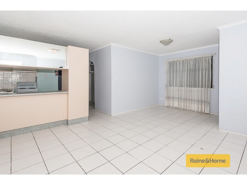 1/73 Lower King Street, Caboolture QLD 4510