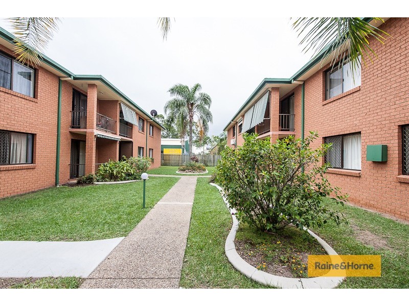 1/73 Lower King Street, Caboolture QLD 4510