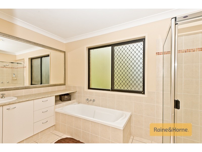 9 Dom Crt, Narangba QLD 4504